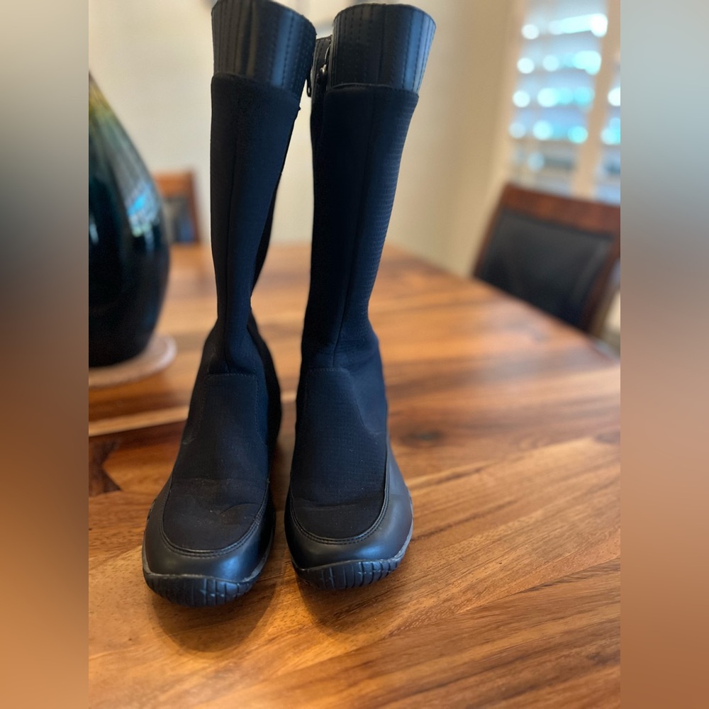 Women’s Vibram, Spyder ACS Winter Boots, Size 7